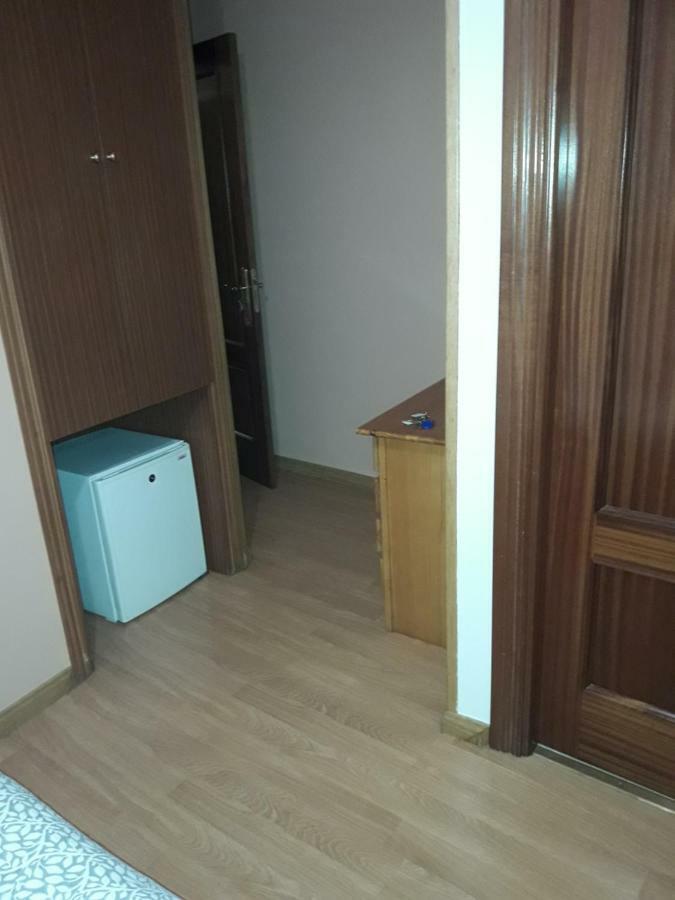 New Go Inn Madrid Luaran gambar